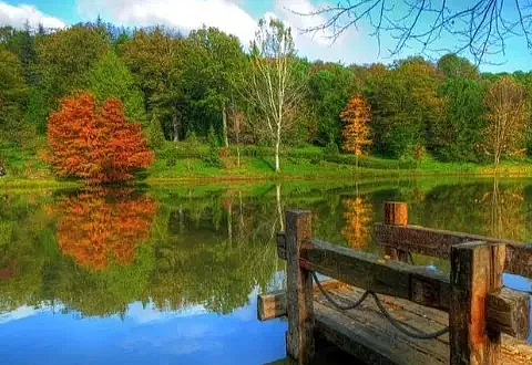 TAKSIM PLATZ AUTOVERMIETUNG HERBST TAKSIM PLATZ AUTOVERMIETUNG BEYOGLU MIETWAGEN HERBST