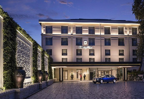 AUTOVERMIETUNG SHANGRI-LA BOSPHORUS ISTANBUL MIETWAGEN SHANGRI-LA BOSPHORUS ISTANBUL MIETE